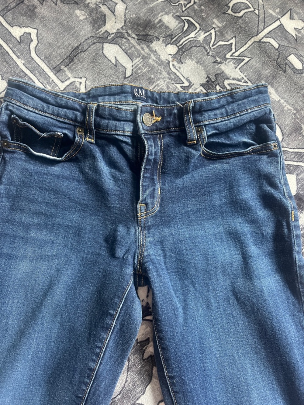 GAP Women’s Dark Blue Skinny Jeans - Classic Stretch